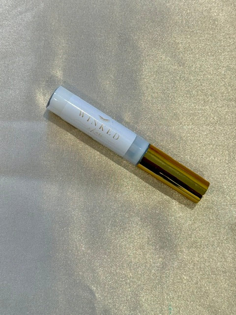 Winked x Kari Strip Eyelash Glue - white tube with gold cap, 10ml